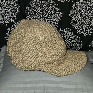 Knitted Beige/Khaki Hat